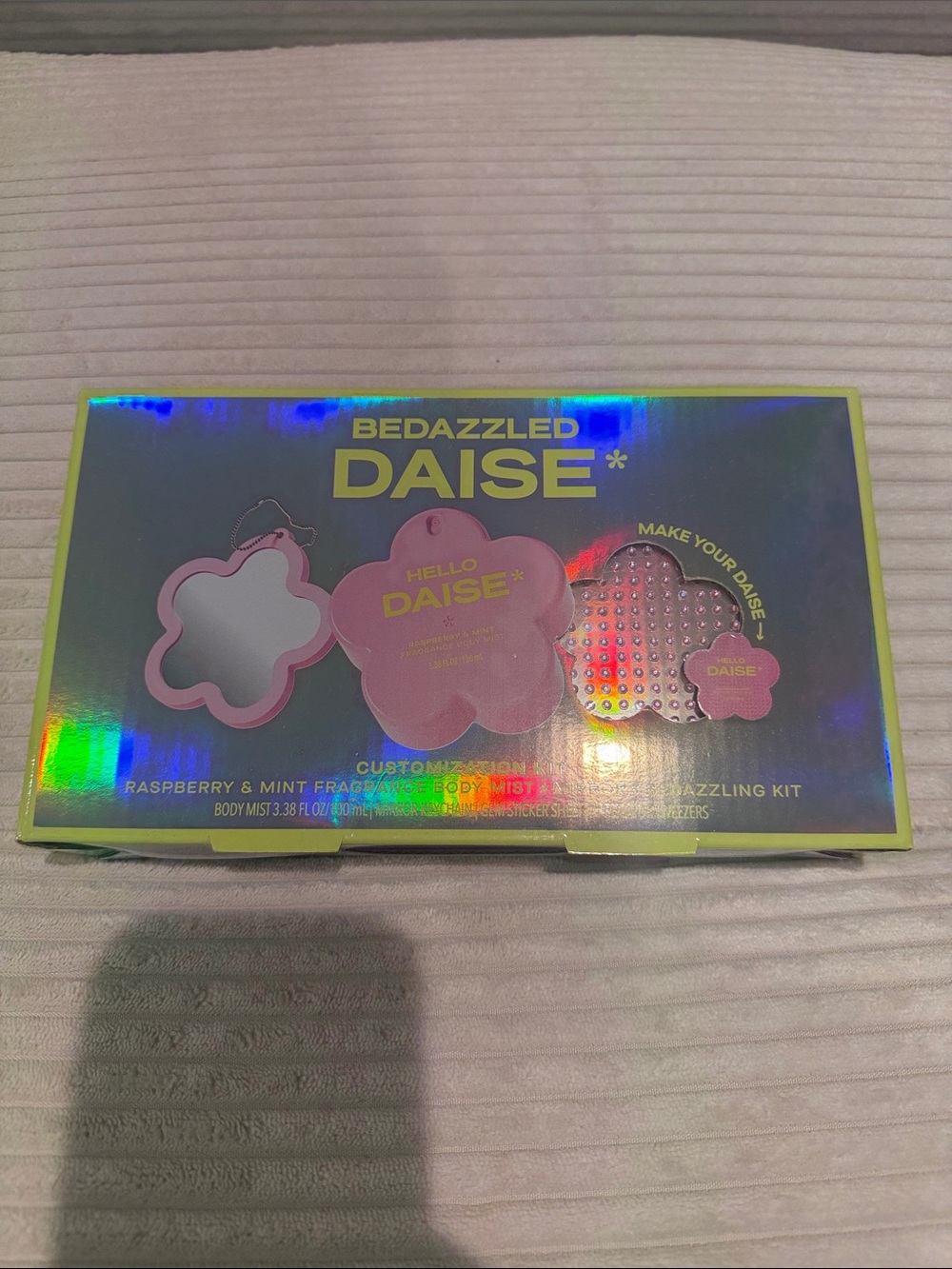Bedazzled Pink Daisy Fragrance & Customization Kit